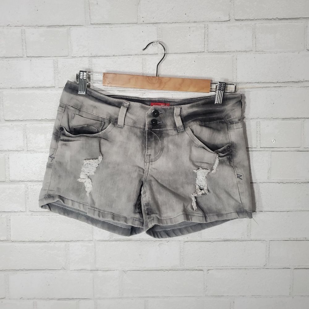 Bongo distressed gray shorts